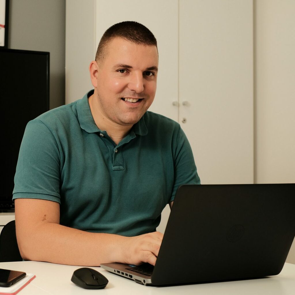 Ilija Bursac front Desk